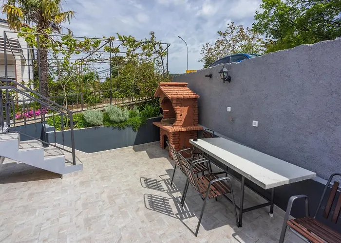 Apartament Tus A1 *